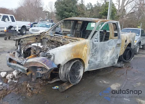 2005 Ford F-150 Stx/Xl/Xlt z USA, uszkodzony, nr VIN 1FTRX12WX5NA60792